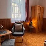 27 Апартаменты *