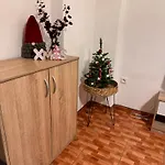 Апартаменты 27 Хренско