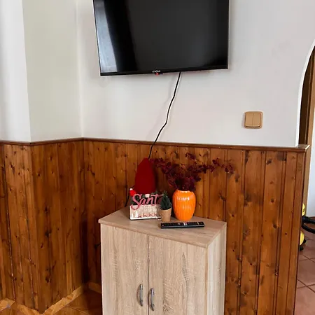 Apartment 27