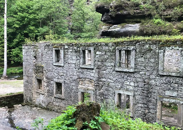 27 Hřensko
